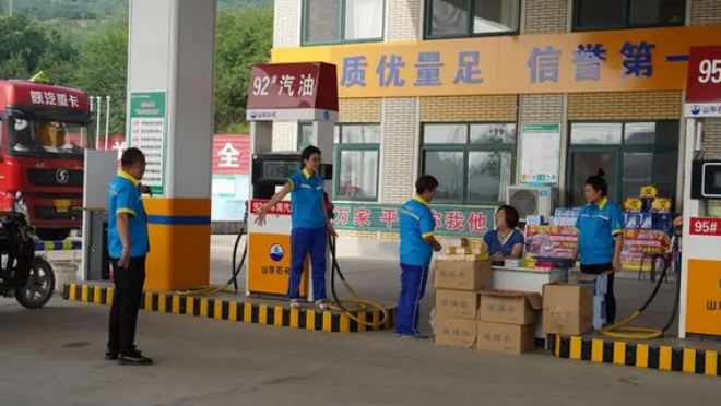 黑心！加一箱油，少20%？！31座问题加油站被查获→
