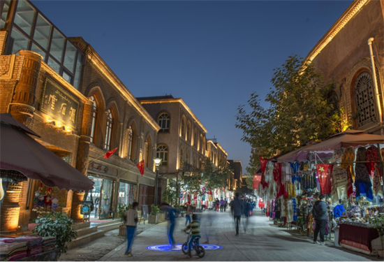 喀什：以文兴城润人心 文脉流韵满昆仑