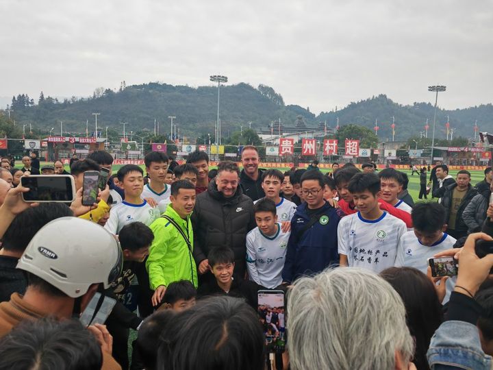 “英超”“村超”双向奔赴