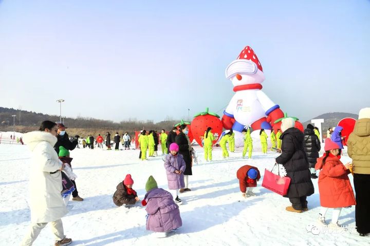 贾汪区大景山滑雪场