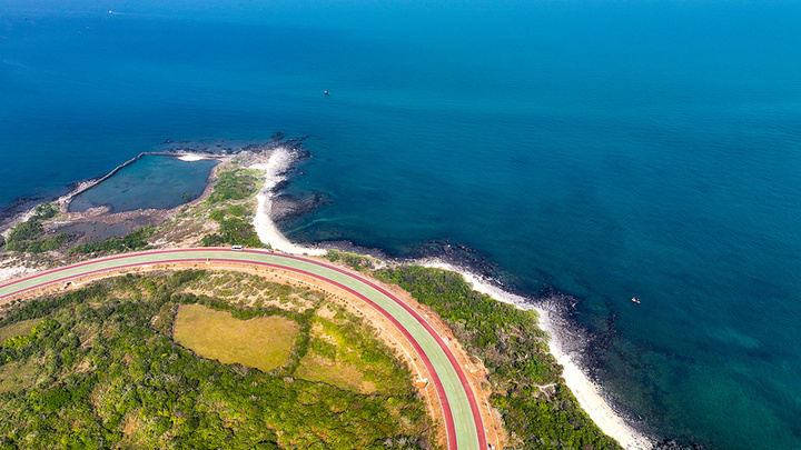 2025年1月6日，海南儋州，峨蔓火山海岸。
