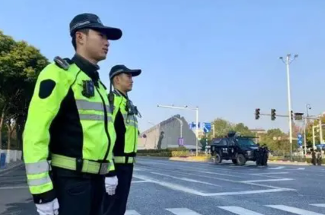 关于国家公祭仪式期间采取临时交通管控措施的通告