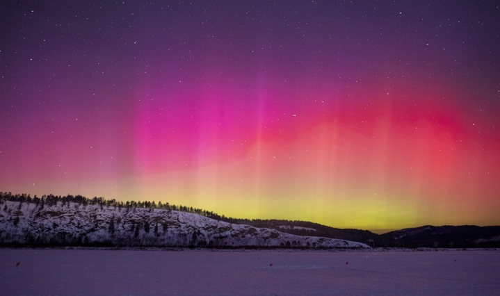 2026年1月20日在黑龙江省漠河市北极村拍摄的绝美极光。