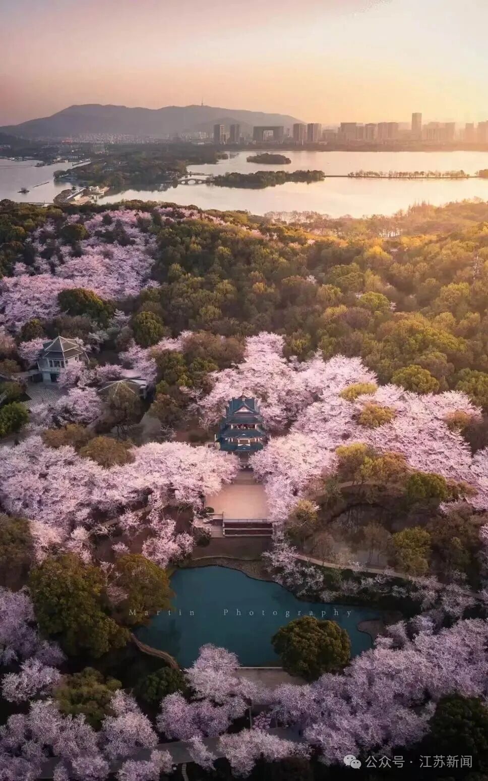 4ebee62758b45e302a0bc2042f60a75e